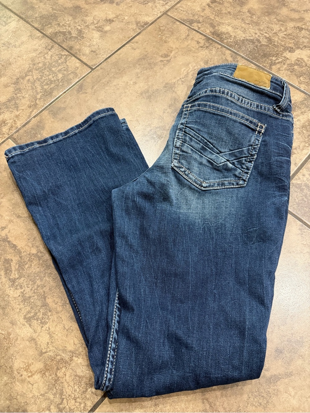 Daytrip Virgo Bootcut Jeans
30 R
29 inch inseam
Like new